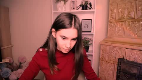 Snapshot of rosalais_ chatting on 14, 5, 2026 Rose online show from 14, 5, 2026