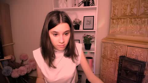 Snapshot of rosalais_ chatting on 23, 5, 2026 Rose online show from 23, 5, 2026