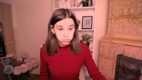 Snapshot of rosalais_ chatting on 30, 5, 2026 Rose online show from 30, 5, 2026