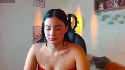 Snapshot of rosaliea chatting on 25, 6, 2026 R O S A L I A online show from 25, 6, 2026
