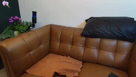 Snapshot of rosaliecaine chatting on 2, 3, 2026 Rosalie Caine online show from 2, 3, 2026