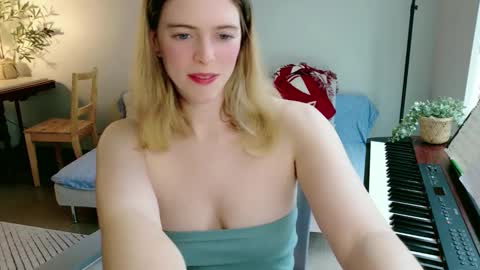 rose77782 online show from 26, 4, 2026