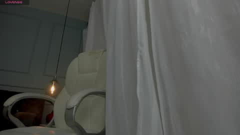 Snapshot of rose__monroe chatting on 26, 4, 2026 rose__monroe online show from 26, 4, 2026