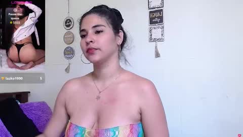 Snapshot of rose_towers4 chatting on 24, 9, 2025 rose_towers4 online show from 24, 9, 2025