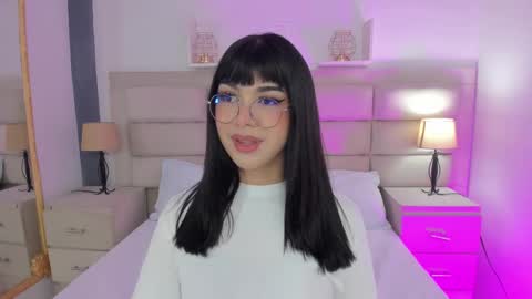 Snapshot of rosecassie chatting on 22, 2, 2025 Rose online show from 22, 2, 2025