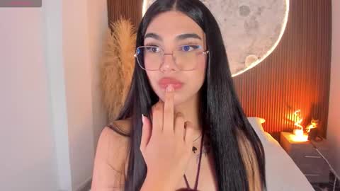 Snapshot of rosecassie chatting on 5, 2, 2026 Rose online show from 5, 2, 2026