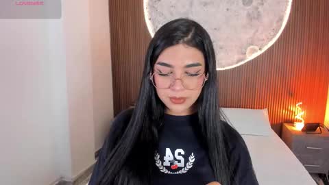 Snapshot of rosecassie chatting on 10, 2, 2026 Rose online show from 10, 2, 2026