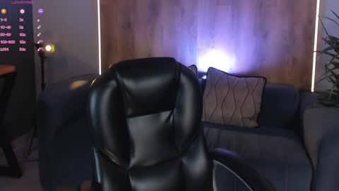 Snapshot of roseferrera chatting on 28, 12, 2024 Rose online show from 28, 12, 2024