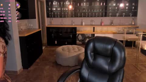 Snapshot of roseferrera chatting on 19, 2, 2025 Rose online show from 19, 2, 2025