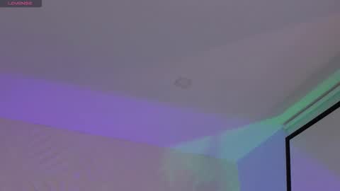 Snapshot of roseferrera chatting on 6, 11, 2025 Rose online show from 6, 11, 2025