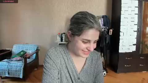 Snapshot of roselina_ chatting on 19, 6, 2026 Rose online show from 19, 6, 2026