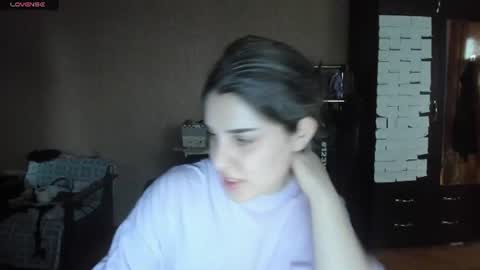 Snapshot of roselina_ chatting on 28, 6, 2026 Rose online show from 28, 6, 2026