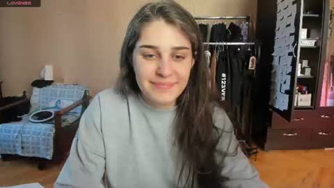 Snapshot of roselina_ chatting on 1, 7, 2026 Rose online show from 1, 7, 2026