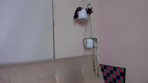 Lyla OF roselinedior online show from 31, 1, 2025