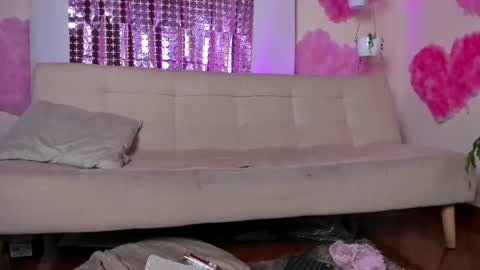 Lyla OF roselinedior online show from 18, 2, 2025