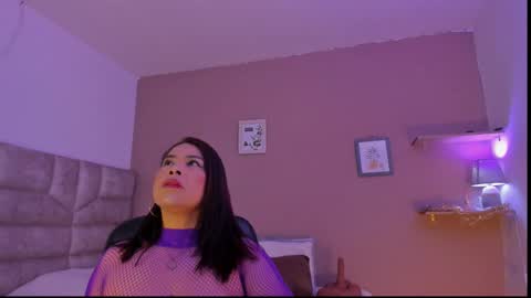 Snapshot of roselyn_caprice chatting on 24, 9, 2025 roselyn online show from 24, 9, 2025