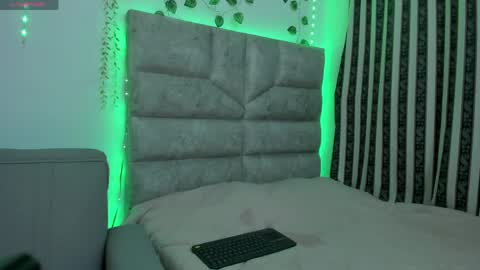 roselyn online show from 29, 5, 2026
