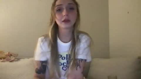 RosePuzzy69 online show from 11, 1, 2026