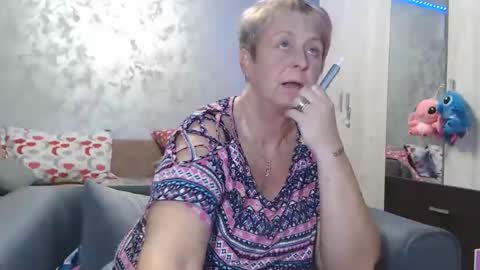 Lovepinklilly online show from 22, 12, 2025