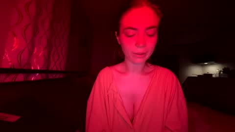 Snapshot of roseyla1 chatting on 27, 7, 2026 roseyla1 online show from 27, 7, 2026