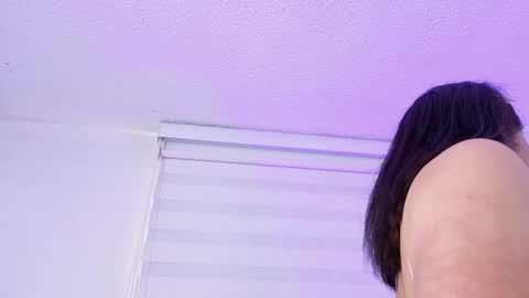   online show from 15, 4, 2026