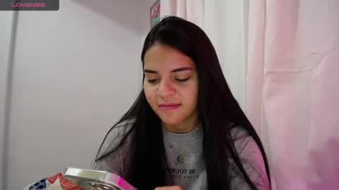 Snapshot of rossebunny25 chatting on 30, 9, 2025 Rosse online show from 30, 9, 2025