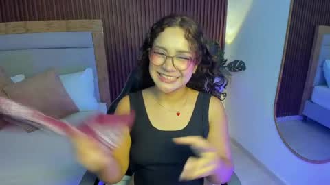 rossie_lanie_ online show from 22, 4, 2026