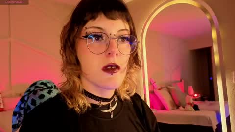rossiie_hunt_ online show from 9, 6, 2026