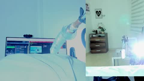 rosy_emely_ online show from 12, 1, 2026