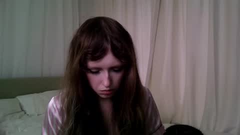 rosy_petal online show from 29, 3, 2026