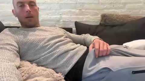 rotteei1 online show from 11, 4, 2026