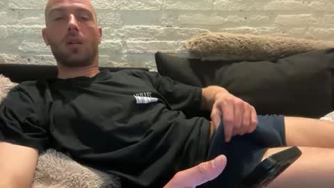 rotteei1 online show from 22, 4, 2026