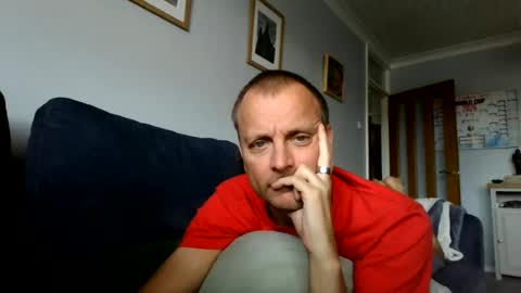 Snapshot of rotunda1874 chatting on 18, 6, 2026 rotunda1874 online show from 18, 6, 2026