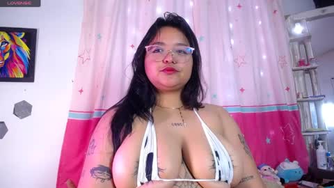 Snapshot of rous_25 chatting on 5, 4, 2026 rous_25 online show from 5, 4, 2026
