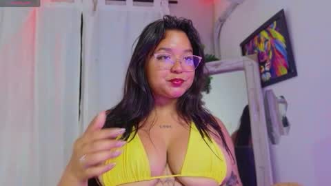 Snapshot of rous_25 chatting on 20, 5, 2026 rous_25 online show from 20, 5, 2026