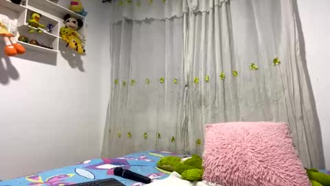 Snapshot of rousemilf4u chatting on 4, 2, 2025 rouse online show from 4, 2, 2025