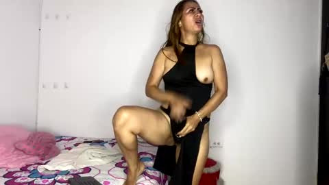 Snapshot of rousemilf4u chatting on 1, 3, 2025 rouse online show from 1, 3, 2025
