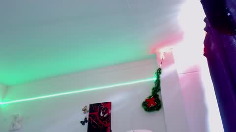 Snapshot of rousrossell_4 chatting on 16, 12, 2024 Call me Rous online show from 16, 12, 2024