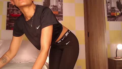 Snapshot of rouss_henao chatting on 26, 6, 2026 Rouss marie henao online show from 26, 6, 2026