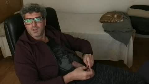 rousshen online show from 11, 6, 2026