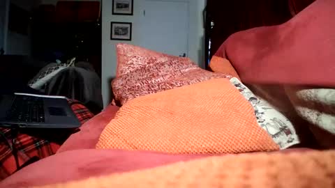 rowa987161 online show from 4, 4, 2026