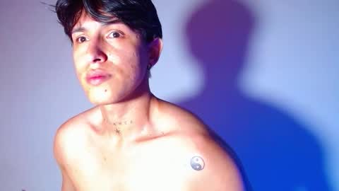 rowanboy23 online show from 18, 1, 2026