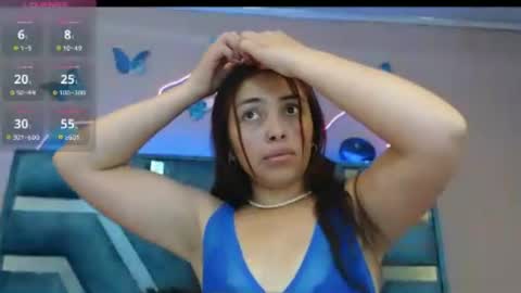 Snapshot of roxan_fox_ chatting on 1, 7, 2026 Roxane online show from 1, 7, 2026