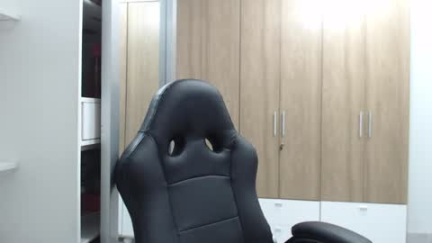 Roxana online show from 4, 1, 2025