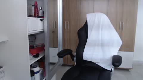 Roxana online show from 6, 1, 2025