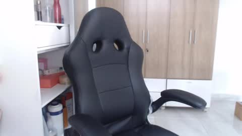 Roxana online show from 6, 3, 2025