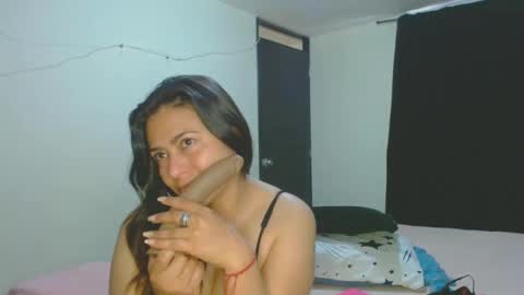 Snapshot of roxanasexy2025 chatting on 24, 9, 2025 roxanasexy2025 online show from 24, 9, 2025