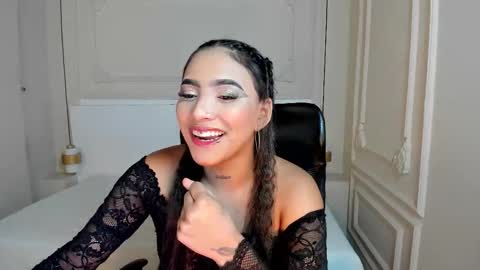 roxanerichie  online show from 25, 11, 2025