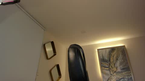 Snapshot of roxannehill_ chatting on 16, 5, 2026 Roxanne Hill online show from 16, 5, 2026