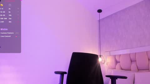 Snapshot of roxie_summers chatting on 30, 1, 2025 Roxie online show from 30, 1, 2025